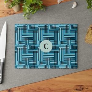 Stylish Personalized Glass Cutting Board, Modern Kitchen Decor, Housewarming Gift, Unique Wedding Present, Father&#39;s Day Gift