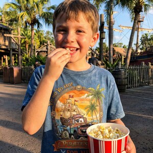 Cars Disney Pirate Shirt, Yo Ho Yo Ho A Pirate’s Life for Me T-Shirt, Lightning McQueen Tee, Disneyland Trip, Kids Birthday Gift immagine 8