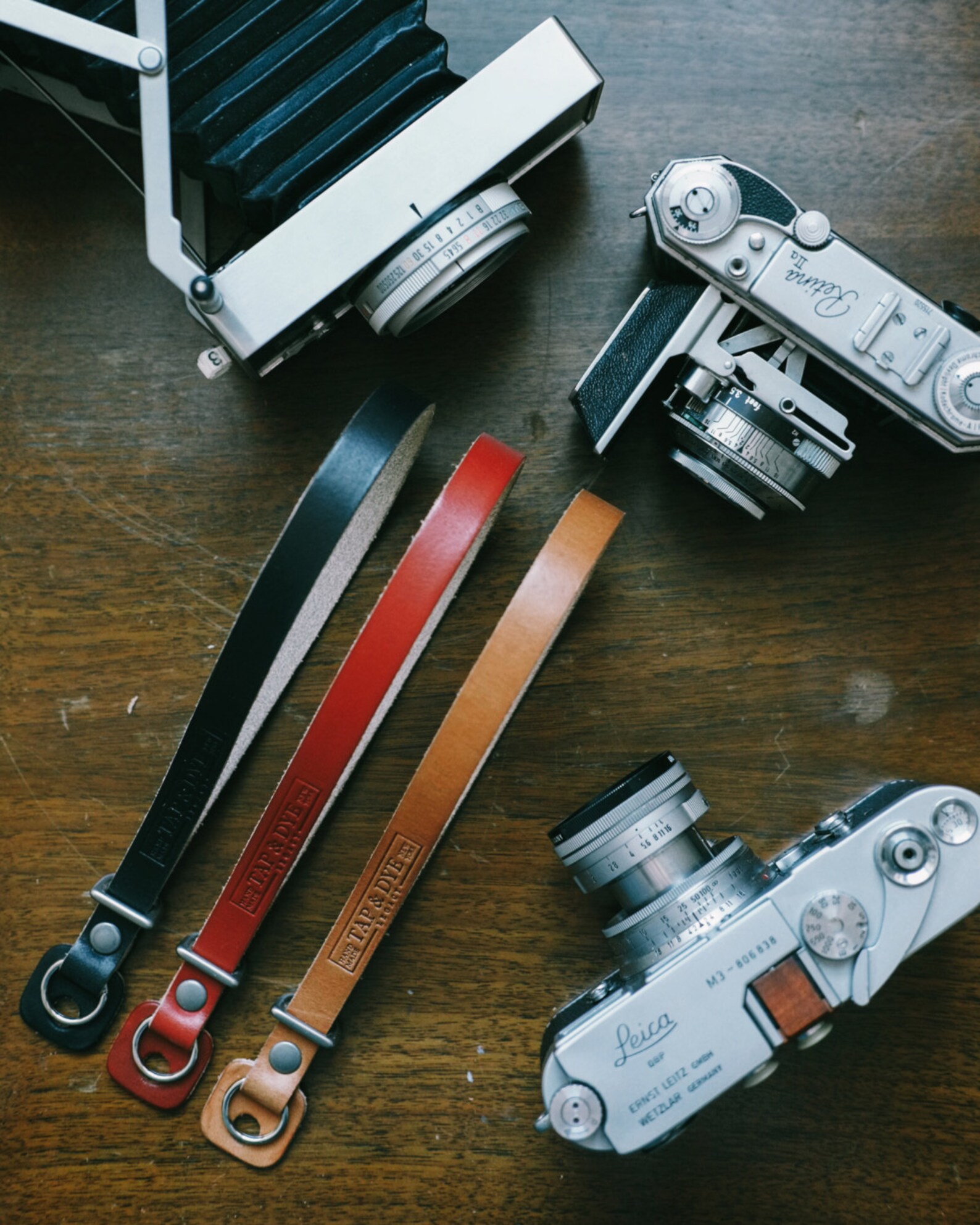 Handmade Leather Camera Strap Antique Tan Crimson Black Etsy