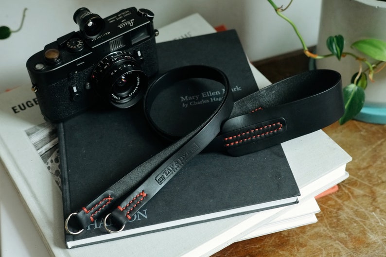 LEGACY NERO Leather Camera Strap: Camera strap for Digital and Film Cameras Horween Chromexcel Hand stitched image 5