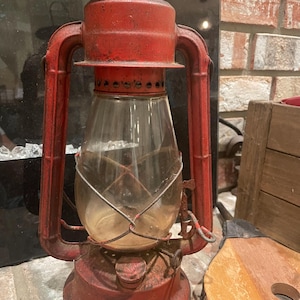 Vintage Dietz Junior Kerosene Lamp: Rustic Red Railroad Lantern