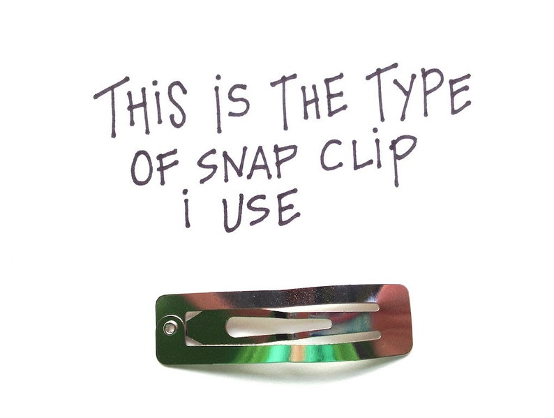 Holly Berry Hair Clip in Lime Green and Fuschia image 3