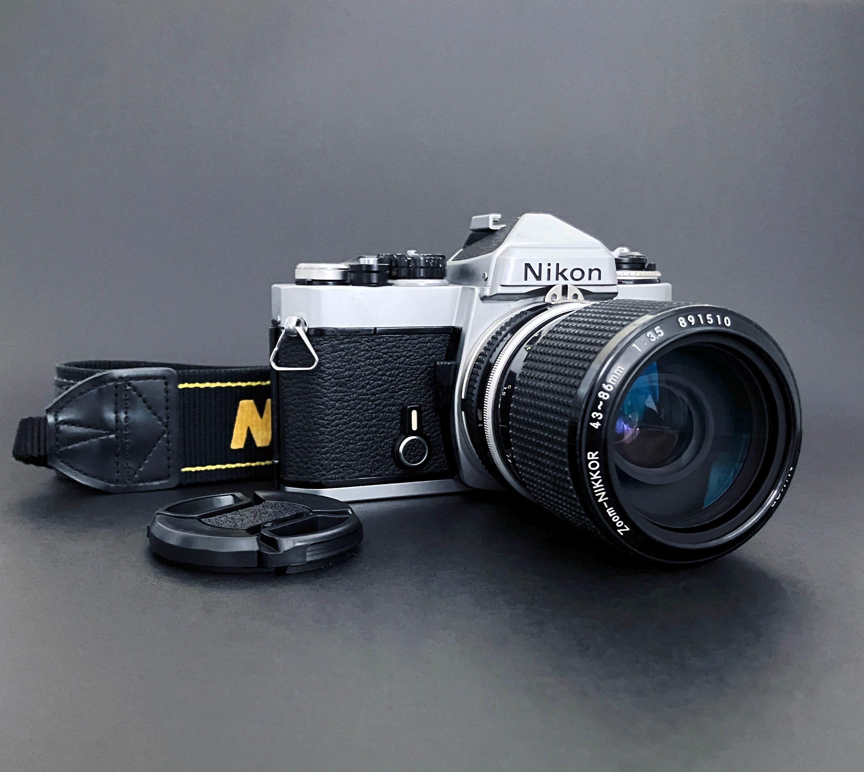 Macchina Fotografica Nikon S570 + Memoria 2GB - Fotografia In vendita a