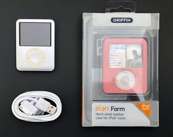Apple iPod Nano_ 8Gb _ 3rd Generation _ Silver _ Mp3 Player