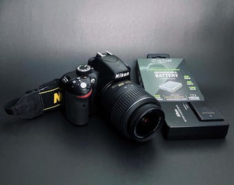 Nikon D3200 DSLR Digital Camera _ 24.2Mp _ w/ Nikkor ED 18-55mm f/3.5-5.6 G VR + Nikon Bag