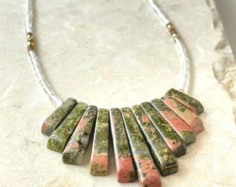 Unakite Spiritual Crystal Necklace – Pink Green Healing Stone for Balance & Renewal, Clear Quartz Amplifies Energy, Dainty Crystal Choker