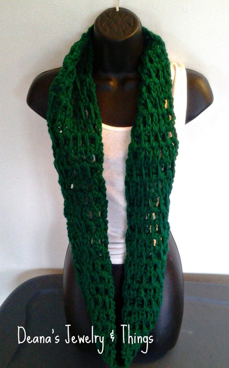 True Green Crochet Infinity Scarf image 3