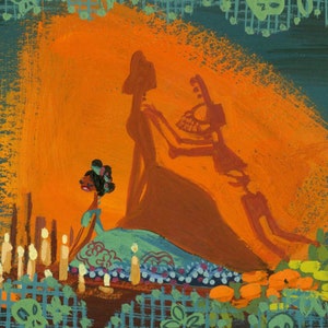 Peut inclure: Une peinture représentant une femme en robe bleue avec une silhouette de squelette en arrière-plan. La femme se tient devant une rangée de bougies allumées. La peinture est sur un fond bleu sarcelle avec une bordure verte.