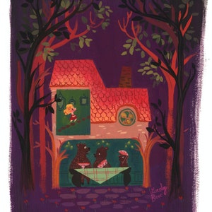 Peut inclure: Une peinture représentant une maison rouge et brune avec une porte et des fenêtres vertes. Trois ours sont assis à une table devant la maison, et une fille regarde par une fenêtre. La peinture est située dans une forêt avec des arbres violet foncé.