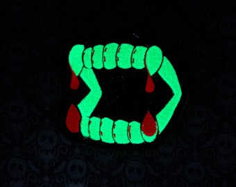 Glow In The Dark Bloody Vampire Teefs, Sew-On Patch