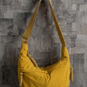 Stylish Crossbody Bag | Lightweight Everyday Shoulder Purse | Adjustable Travel Handbag