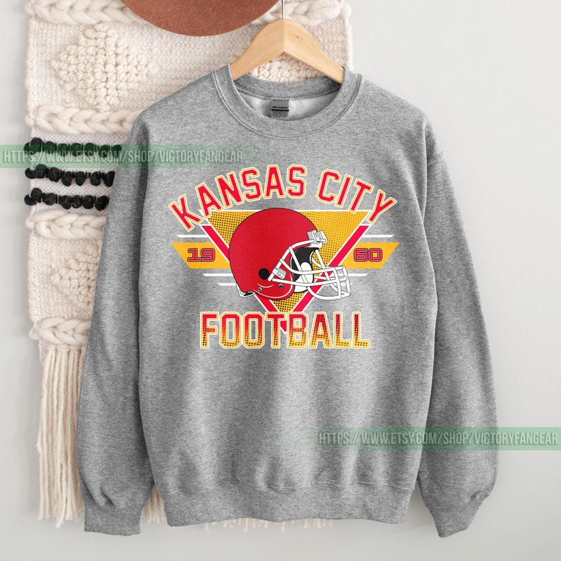 Kansas City Football Vintage Sweatshirt T-Shirt, Kansas City Football Crewneck, Kansas City Football Sweatshirt, Kansas City Fan Gifts FAH8 Bild 4