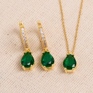 Emerald Jewelry Set Wedding, May Birthstone Jewelry, Emerald Dainty Set, Necklace Earrings Jewelry Set, Gifts for Her, Christmas Gifts