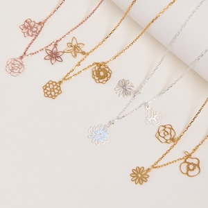 Dainty Birth flower Necklace , 14K Gold Birth Flower Bouquet Necklace, Personalized Gift, Birth flower Family Gift, Mothers day gifts