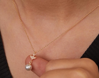 Dainty Natural Pearl Pendant Necklace, Single Pearl Necklace, Minimalist Freshwater Pearl Necklace, Elegant Drop Pearl Necklace gift for Her