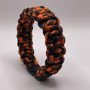 Paracord Survival Bracelet - Adjustable Wristband- Choose Your Colors-Handmade Outdoor Hiking Gear for Men & Women