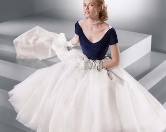 1950s Grace Kelly Dress from Rear Window... Gorgeous near-Replica with FULL Tulle Layered Skirt...Vintage Wedding / Hollywood Party...