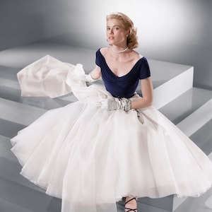 1950s Grace Kelly Dress from Rear Window... Gorgeous near-Replica with FULL Tulle Layered Skirt...Vintage Wedding / Hollywood Party...