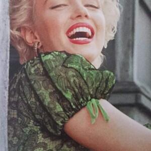 Reg. Sizes: Marilyn Lace Bus Stop Movie Top Blouse - Fitted style with inset Sleeve Like Marilyn&#39;s