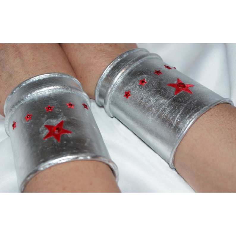 Wonder Woman Silver Cuffs replica as worn by Lynda Carter first season... Made to order image 4