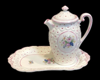 Shabby Chic Daisy Teapot with Matching Oval Tray, Pink Accents, Made in Japan