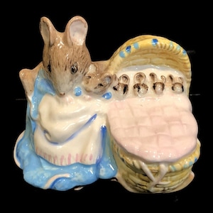 Vintage Figurine - &quot;Hunca Munca&quot; Mamma Mouse with Babies - Beatrix Potter, by Royal Albert, circa 1989, Made in England