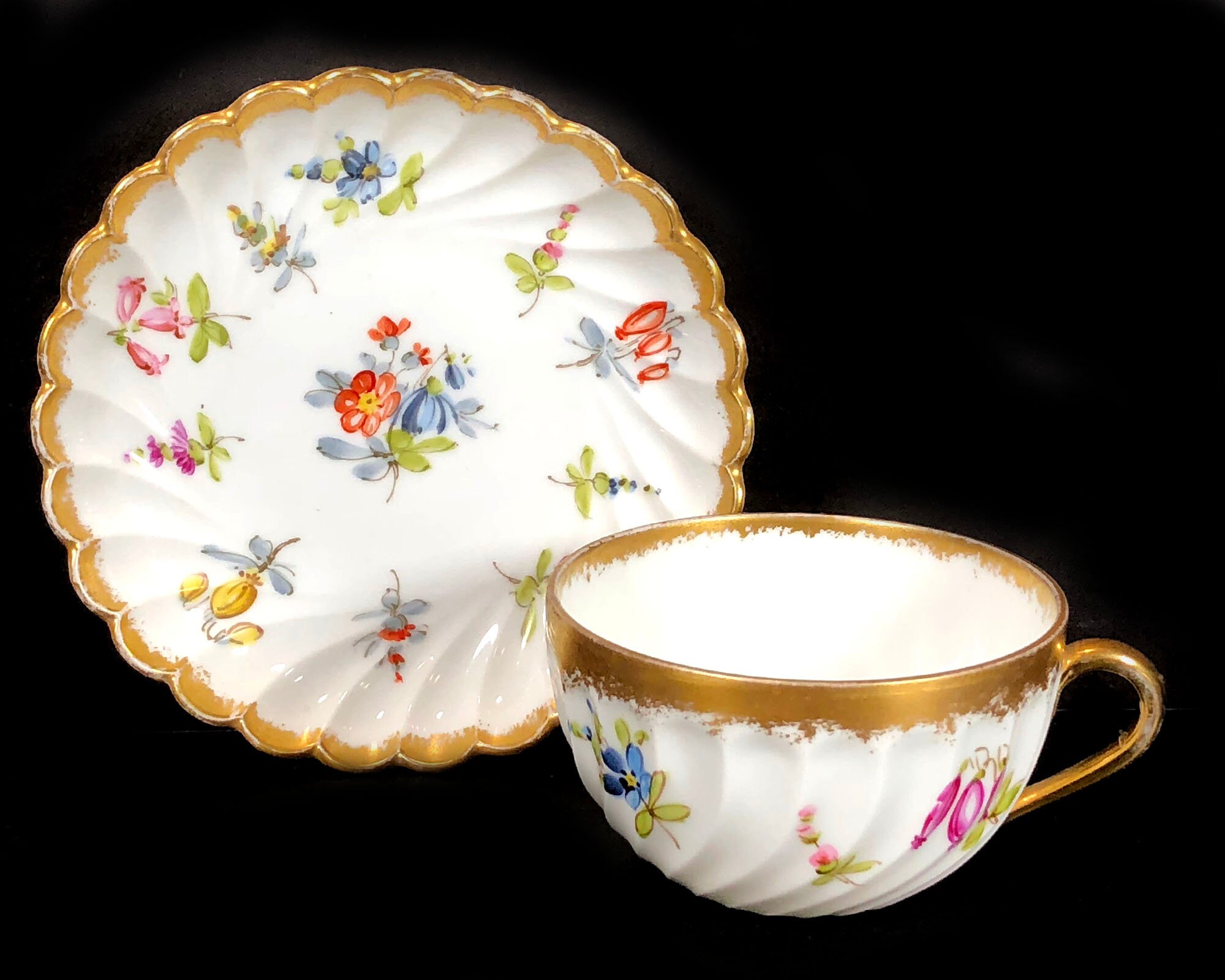 TEACUP AND SAUCER SET MINI PORCELAIN FOOTED GOLD TAN /& BLUE SWIRL VINTAGE