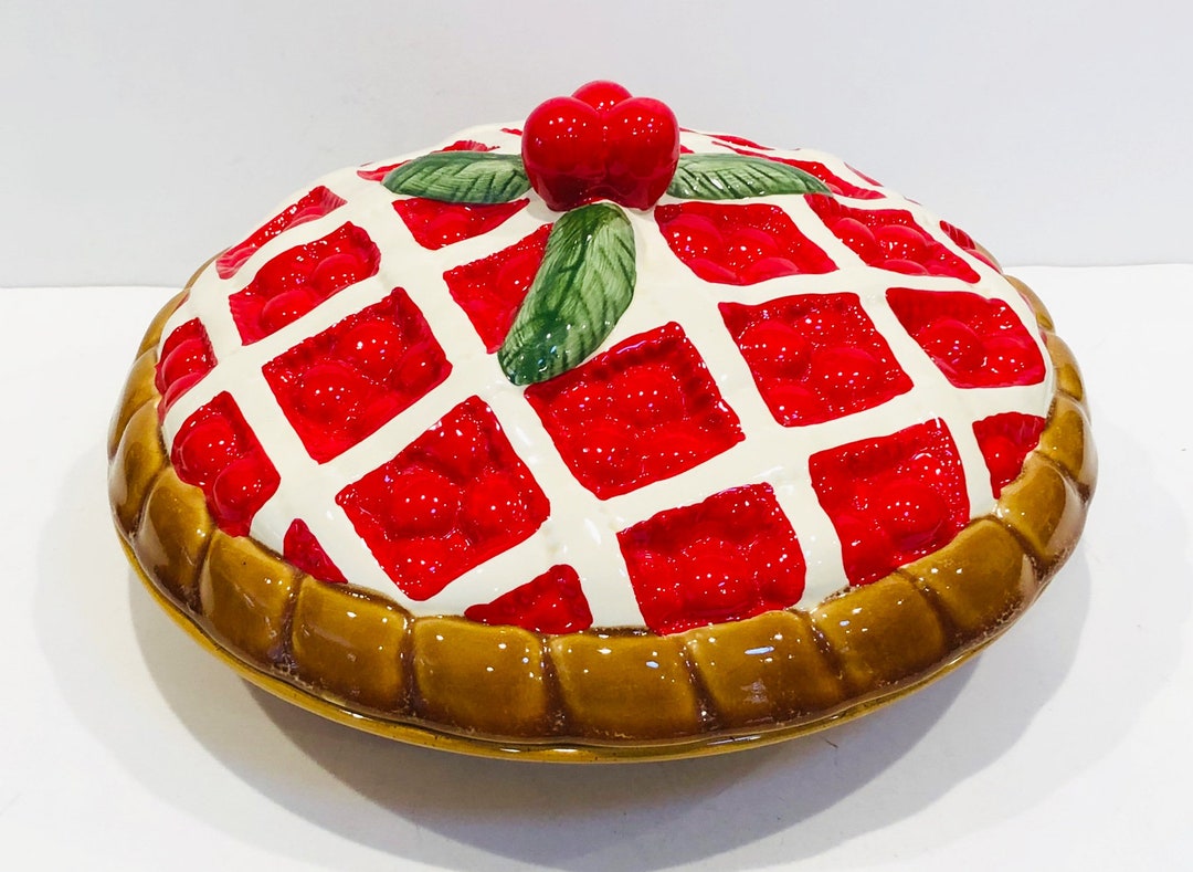 Vintage Ceramic Pie Keeper With Lid, Cherry Pie, Lattice Pie Crust Lid