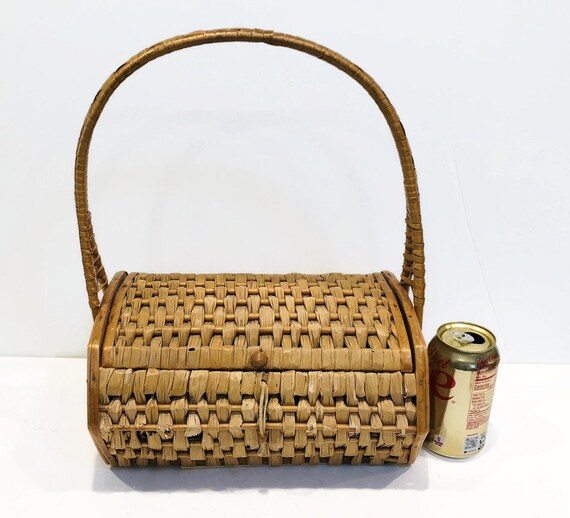 Unique Vintage Wicker and Wood Wide Base Purse, W… - image 2