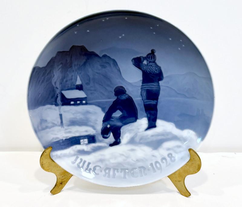 Antique 1928 Bing and Grondahl Christmas Plate, 