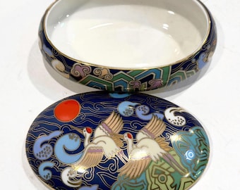 Vintage Oval, Lidded Trinket Box, Blue with Asian Inspired White Cranes, by "Saint James", made in Indonesia
