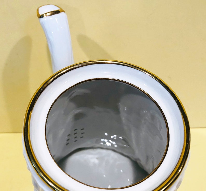 Vintage Coffee Pot, "Old English Oak", by Royal Stafford Fine Bone China, Fabulous Faux Bois Embossed Texture, White with Gold Trim image 8