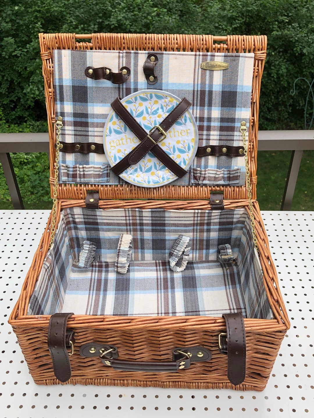 Vintage Wicker Suitcase / Picnic Basket Faux Leather Handle Etsy