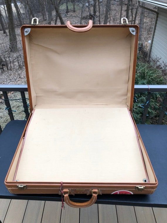 Gorgeous Vintage Pecan Brown Leather Suitcase, "W… - image 6