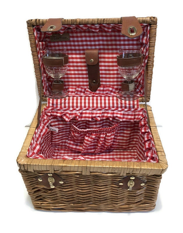 Vintage Woven Wicker Basket With Domed/hinged Lid, Faux Leather