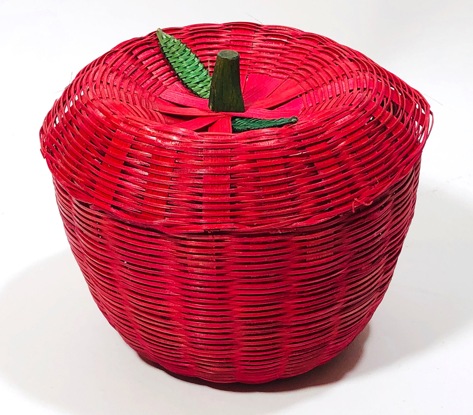 Vintage Red Wicker Apple Basket Storage Basket Etsy