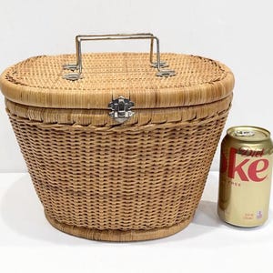 Vintage Flat Topped Oval Lidded Basket, Cream Fabric Lining, Silver Latch and Handles