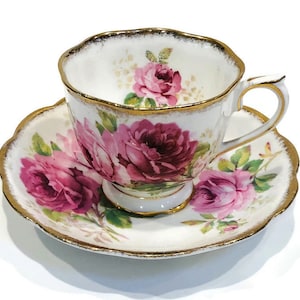 Royal Albert - &quot;American Beauty&quot; Pink Roses, Vintage Tea Cup and Saucer, Royal Albert Bone China, Made in England