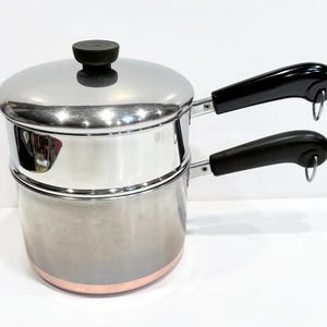 Revere Ware 3 Quart Copper Bottomed Lidded Pot, 3 Quart Capacity with Steamer Insert, 7.25" Diameter, "3 Qt -90k, Clinton, ILL, U.S.A"
