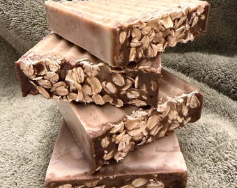 Rise + Grind / Café con leche de cabra y jabón de avena sin detergente