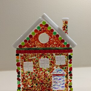 Casa de Natal decorada para o feriado, divertida casa de Natal votiva fundida em vidro, decoração de Natal, presente independente de Natal da YafitGlass