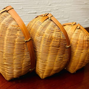 RARE Vintage Handmade Rattan Wicker Nesting Baskets Primitive Set of 3