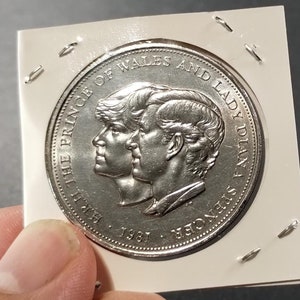 1981 Royal Wedding Commemorative Crown – Charles & Diana – About Uncirculated