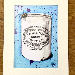 Watercolour artwork of a jar of Keillers Dundee marmalade with a bee on a blue and purple splattered background