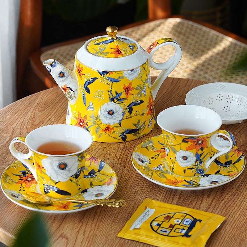Ręcznie robiony ceramiczny zestaw do herbaty: europejskie retro filiżanki i spodki do kawy