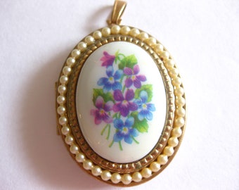 Locket Hand Painted Floral Avon Pearls Pendant Vintage