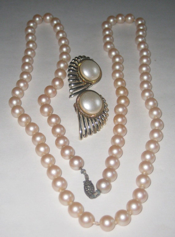 Pearl Necklace Clip Earrings Lot Vintage - image 1