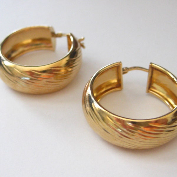 Hoop Earrings LIRM Italy Textured Pierced Vintage