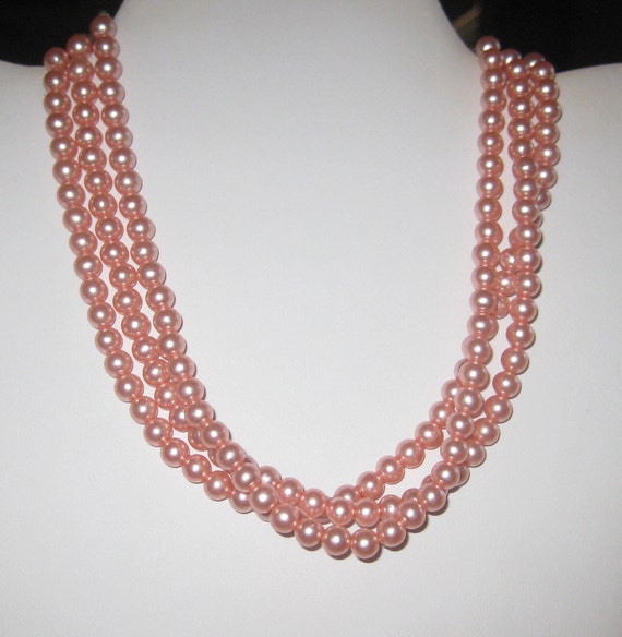 Pink Pearl Choker Necklace 3 Strands Vintage - image 4