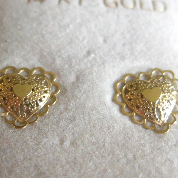 Small Heart Earrings Stud 14 KT Gold Old Stock Original Card Vintage